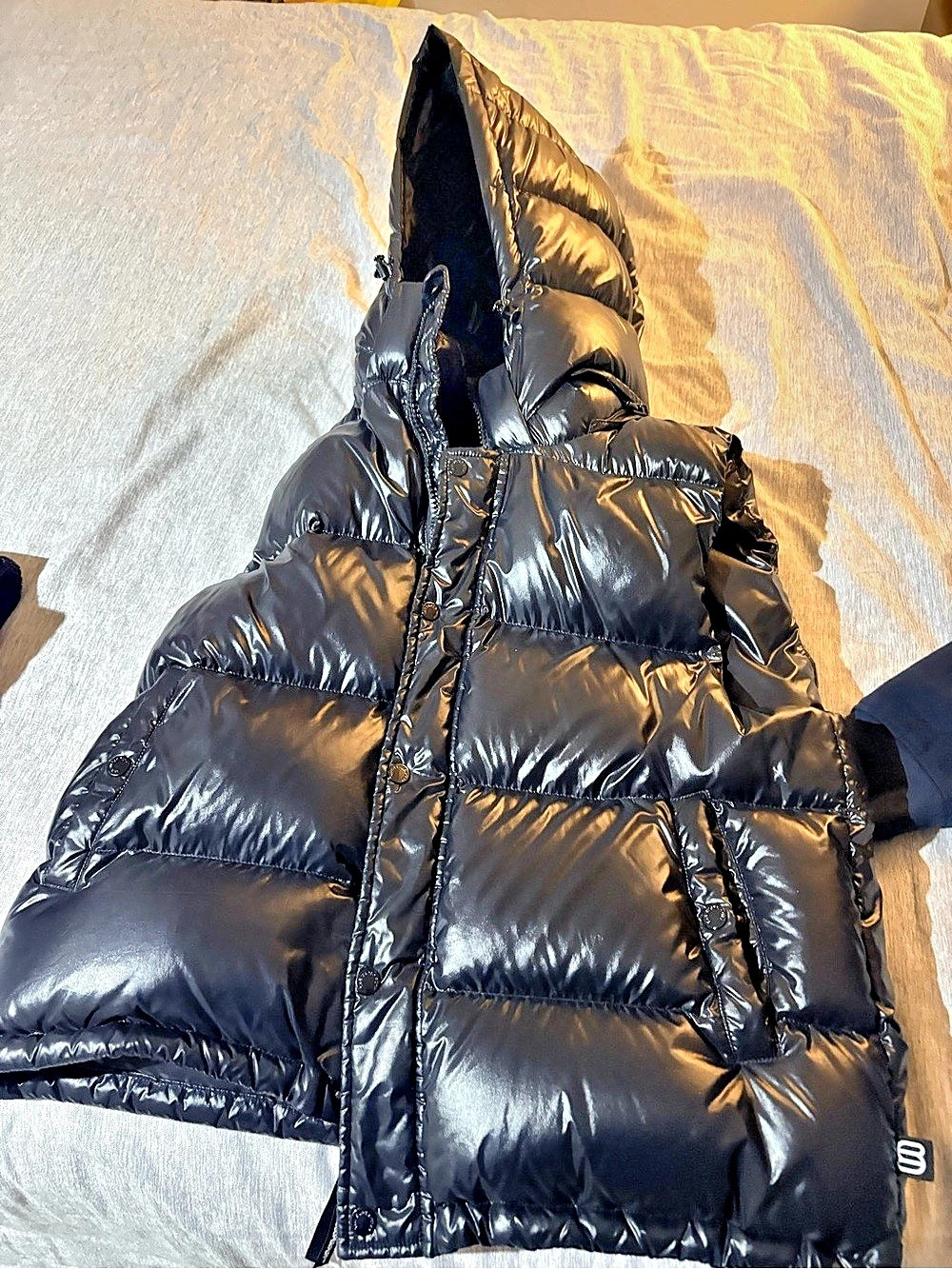 The Super Puff Black Puffer Vest Size XL Like New